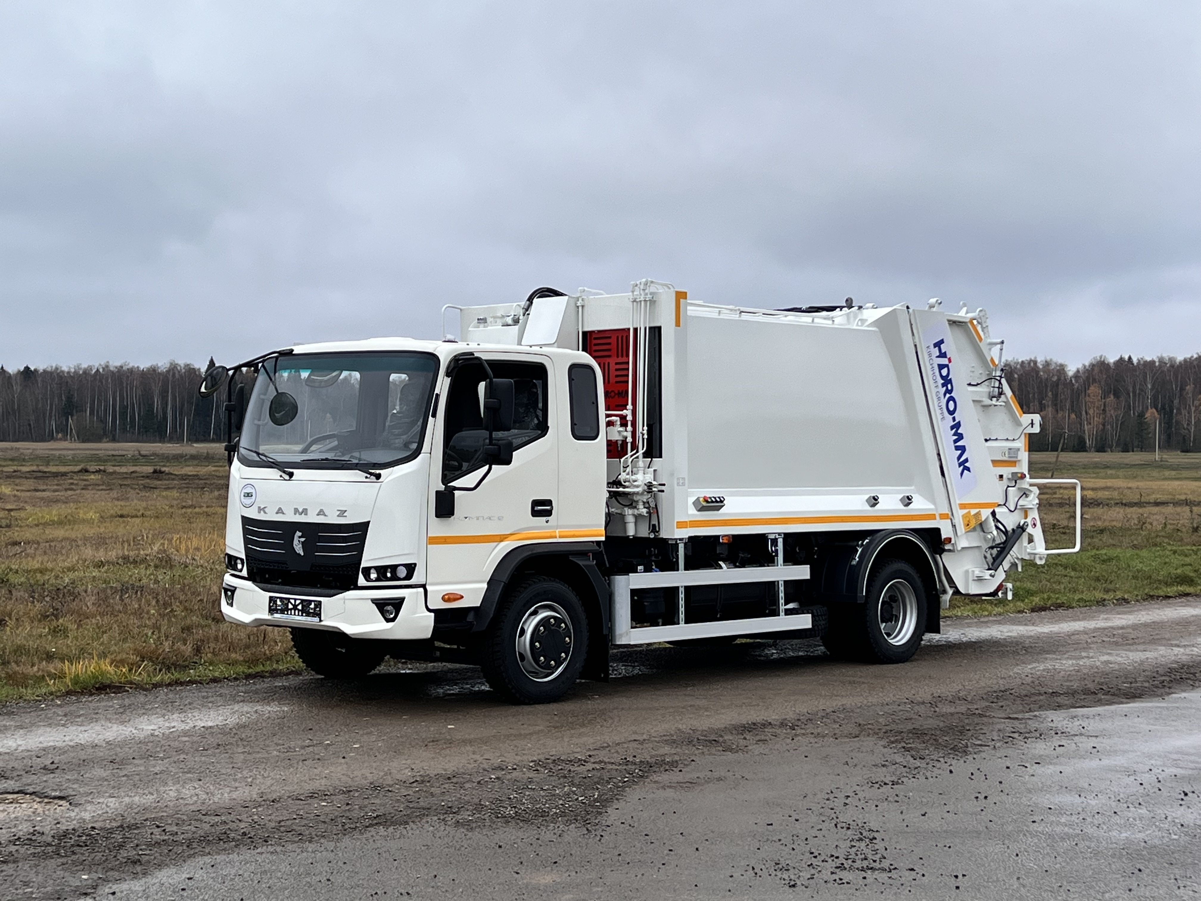 Мусоровоз HIDRO-MAK объем 10 куб.м. на шасси Камаз Компас 12